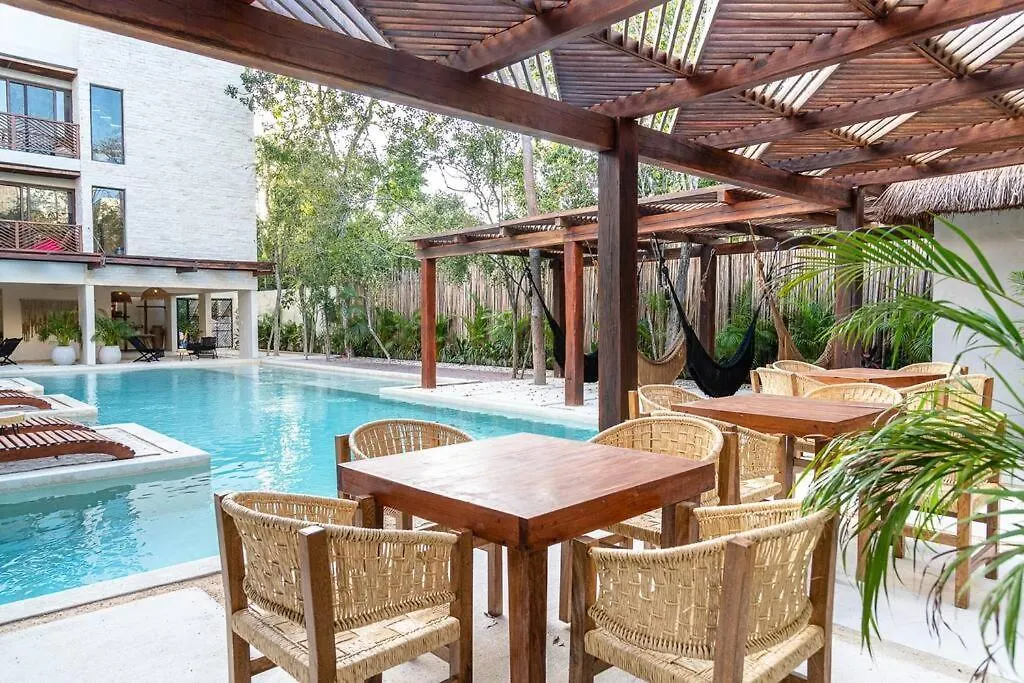 Tanah Vikas Luxury 1Bd In Aldea Zama Beach Access トゥルム アパート